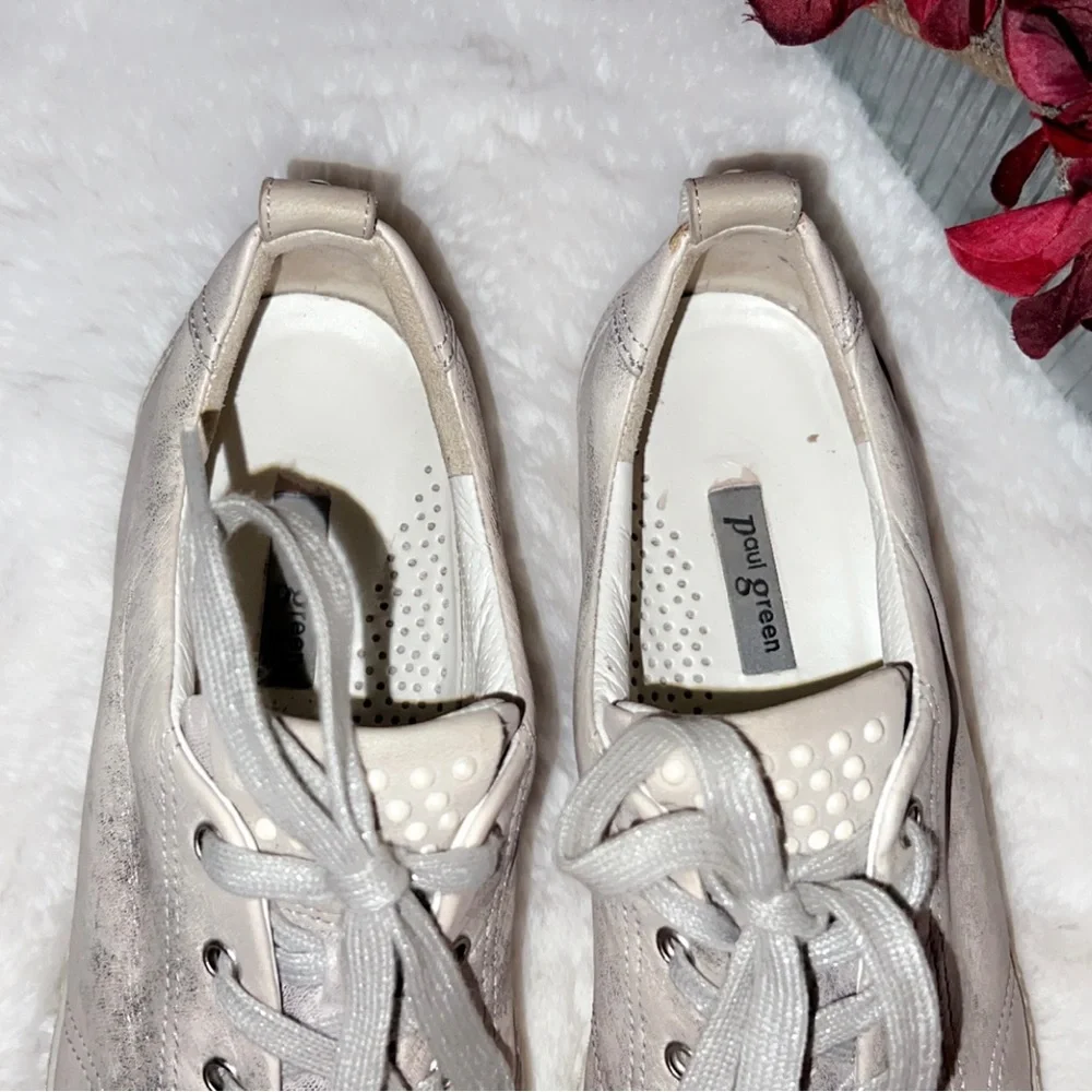 PAUL GREEN Silver Leather Pearl Stud Sneaker